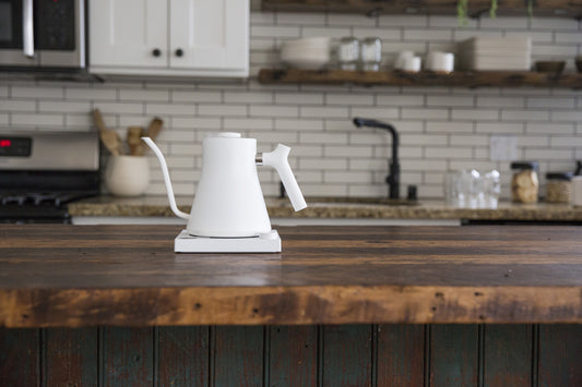 FELLOW STAGG EKG ELECTRIC POURING KETTLE MATTE BLACK / MATTE WHITE