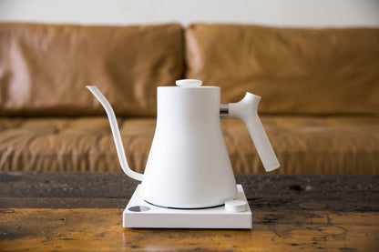 FELLOW STAGG EKG ELECTRIC POURING KETTLE MATTE BLACK / MATTE WHITE