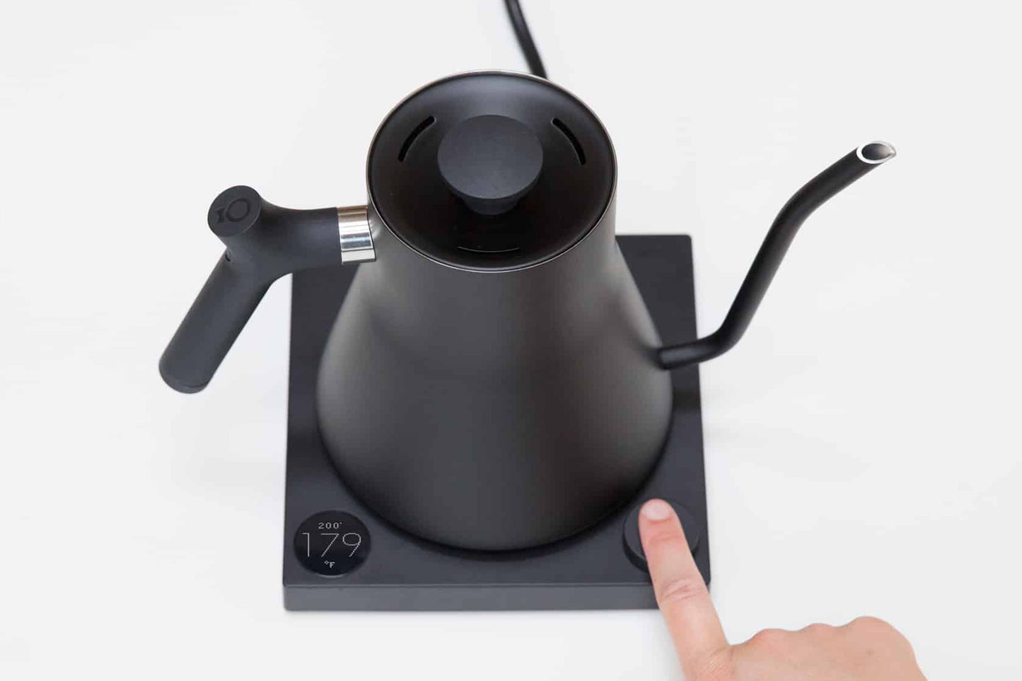 FELLOW STAGG EKG ELECTRIC POURING KETTLE MATTE BLACK / MATTE WHITE